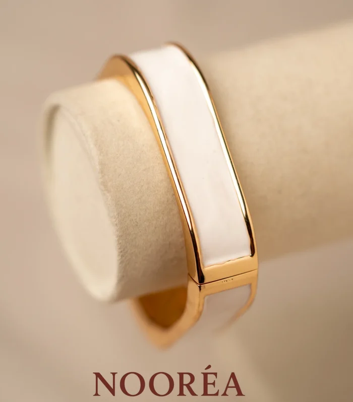 Ivory Glow Bangle