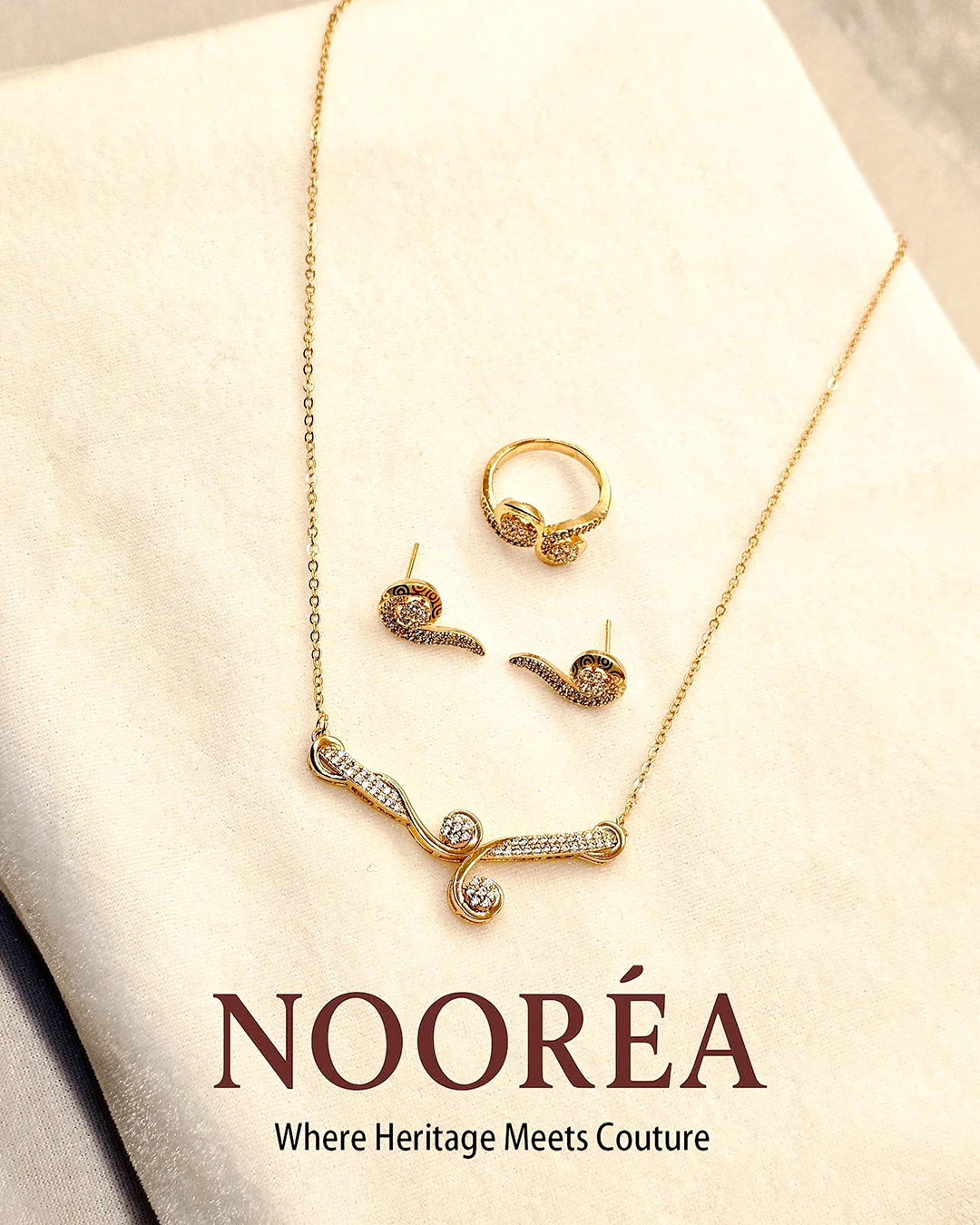 Anvika Dual-Tone Classic Set