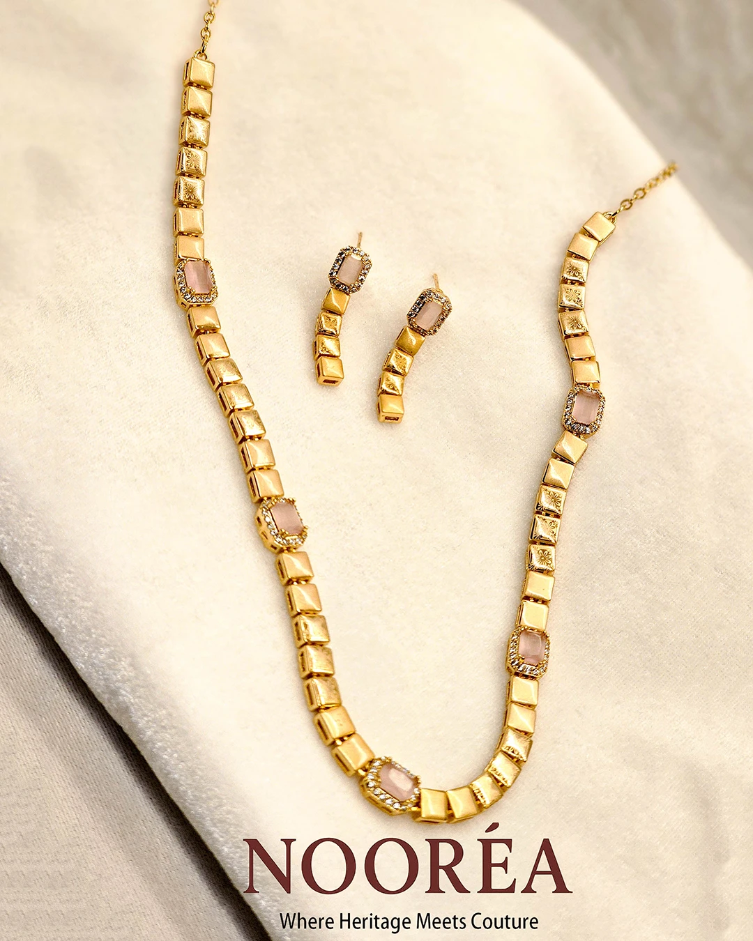 Zariya Minimal Gold Set