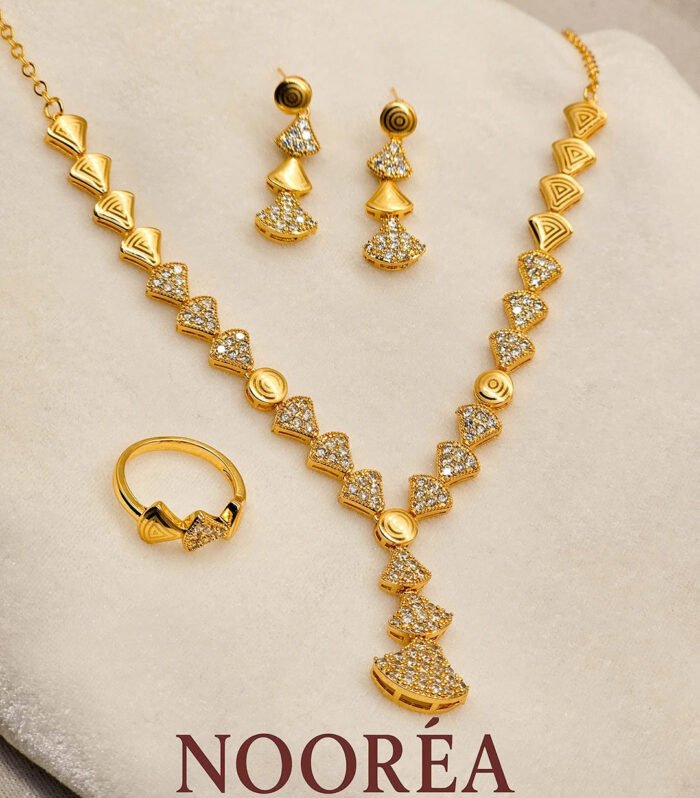 Rekha Classic Chain Set